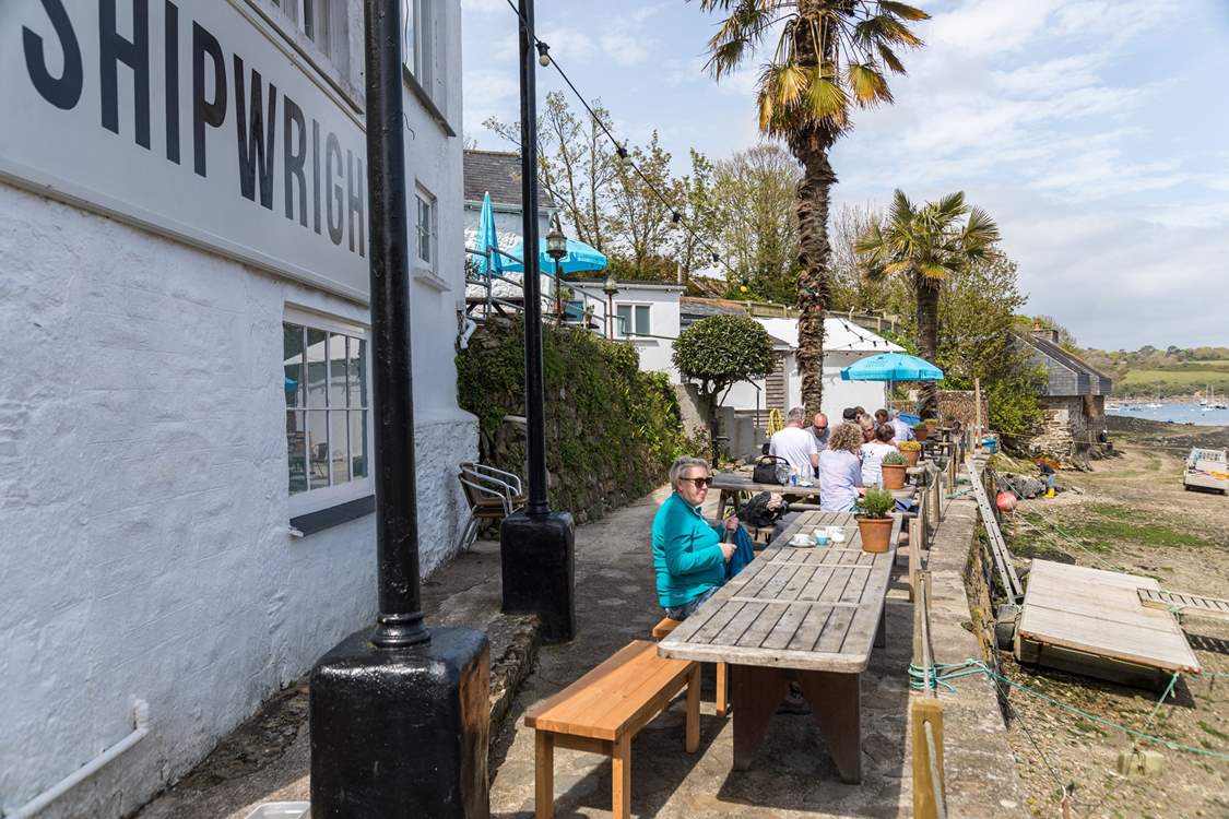 Enjoy a feast at The Shipwrights pub on the water, a short drive away.