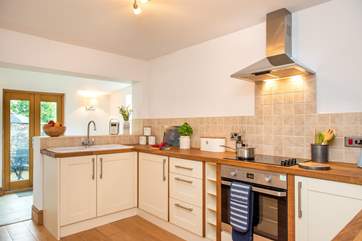 The kitchen/dining-room.