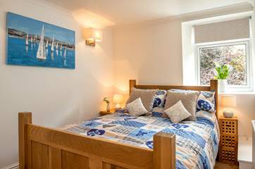 Hudson Cottage has two pretty bedrooms.