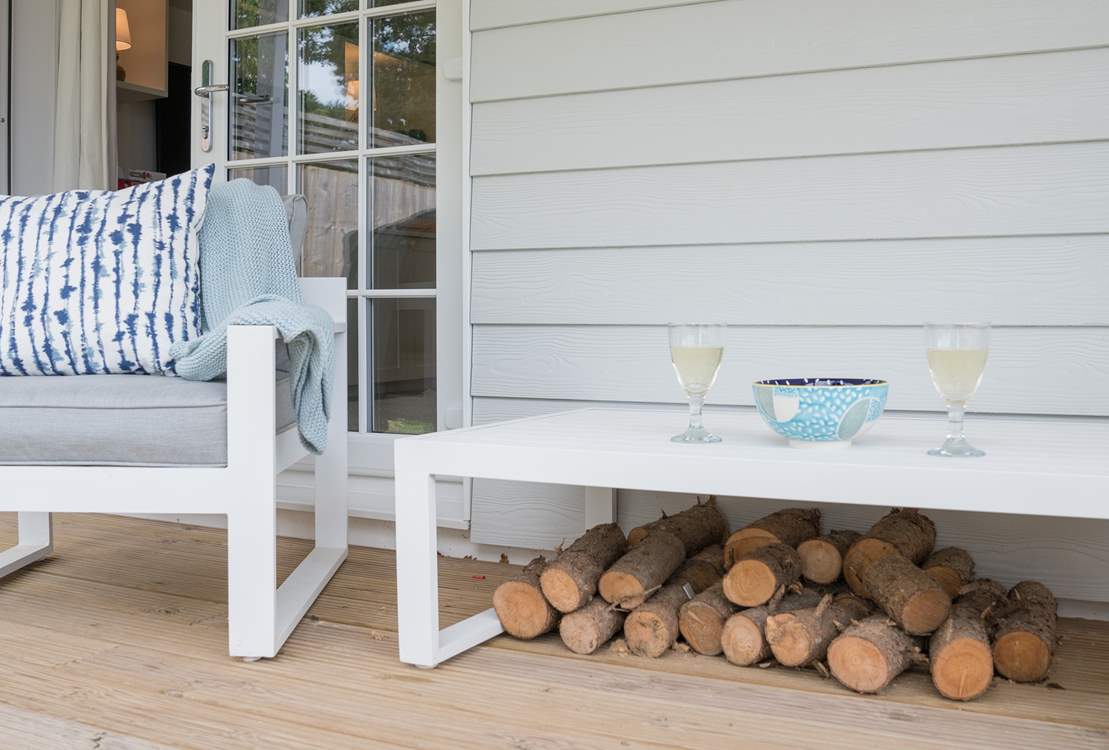 Enjoy a glass of something nice on the verandah while you reminisce over the day's activities.