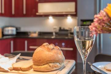 You will enjoy leisurely lunches in this holiday home.