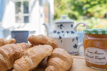 Enjoy a leisurely breakfast whilst you plan your day ahead.