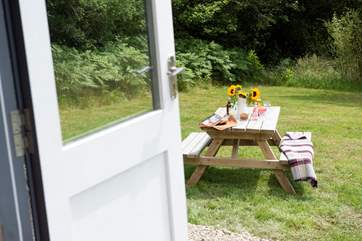 Relax with a good book al fresco.