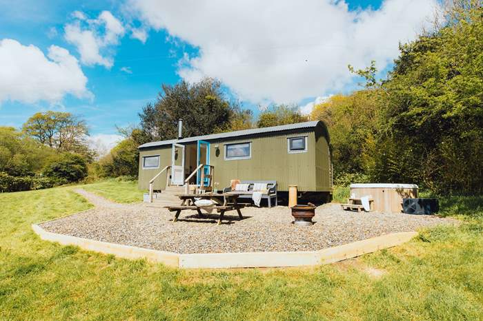 The Enchanted Wardrobe at Warleggan is a Dog friendly shepherd hut with hot tub near Lostwithiel, South Cornwall.