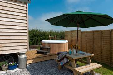 The views can very much be enjoyed from the hot tub too.