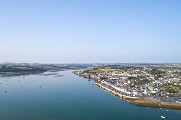 Nearby are lovely Appledore and Instow - facing each other across the Torridge Estuary.