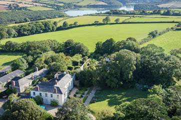 Tremayne Farm House is in the middle, just to the left of the owners house.