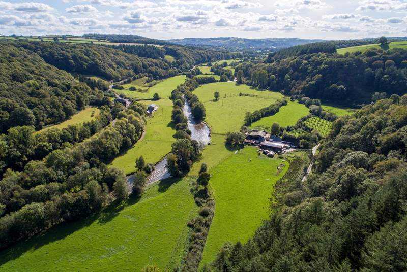 What an amazing location! Hatherland Mill Farm is shown here towards the middle of the shot - Swallow's Nest's courtyard backs onto the meadow in the foreground. 