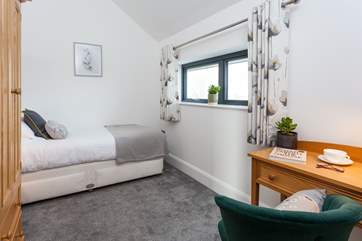 The single bedroom also has a useful desk/dressing table (Bedroom 3).