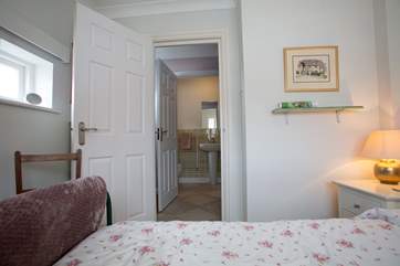 The ground floor shower-room is perfect for anyone using the single bedroom.