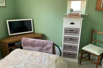 The single bedroom.