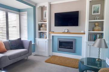 Relax in the first floor living-room after a day out exploring the city.