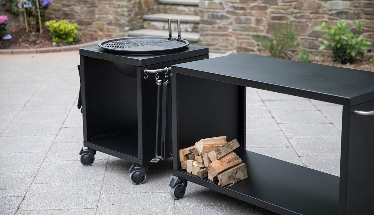 This fabulous barbecue transforms into a fire-pit. The perfect feature to enhance your star gazing late into the evening.