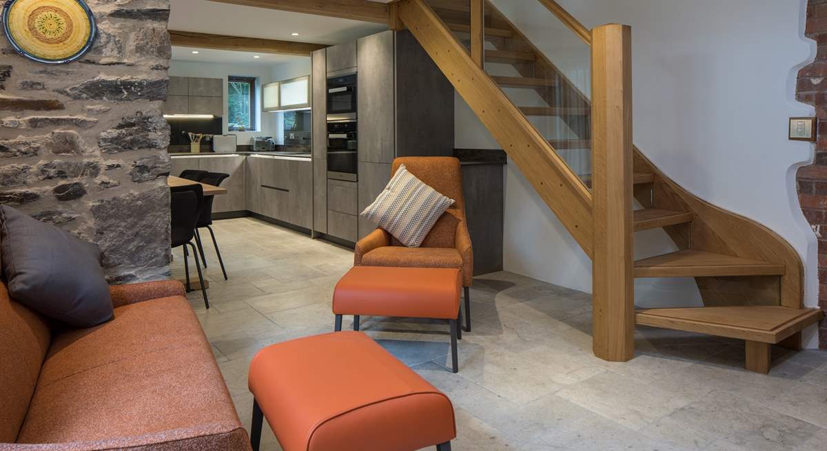 Even if your talents are not required in the kitchen, you can put your feet up and relax in this perfectly located snug area - staying on hand to help at a moment's notice!