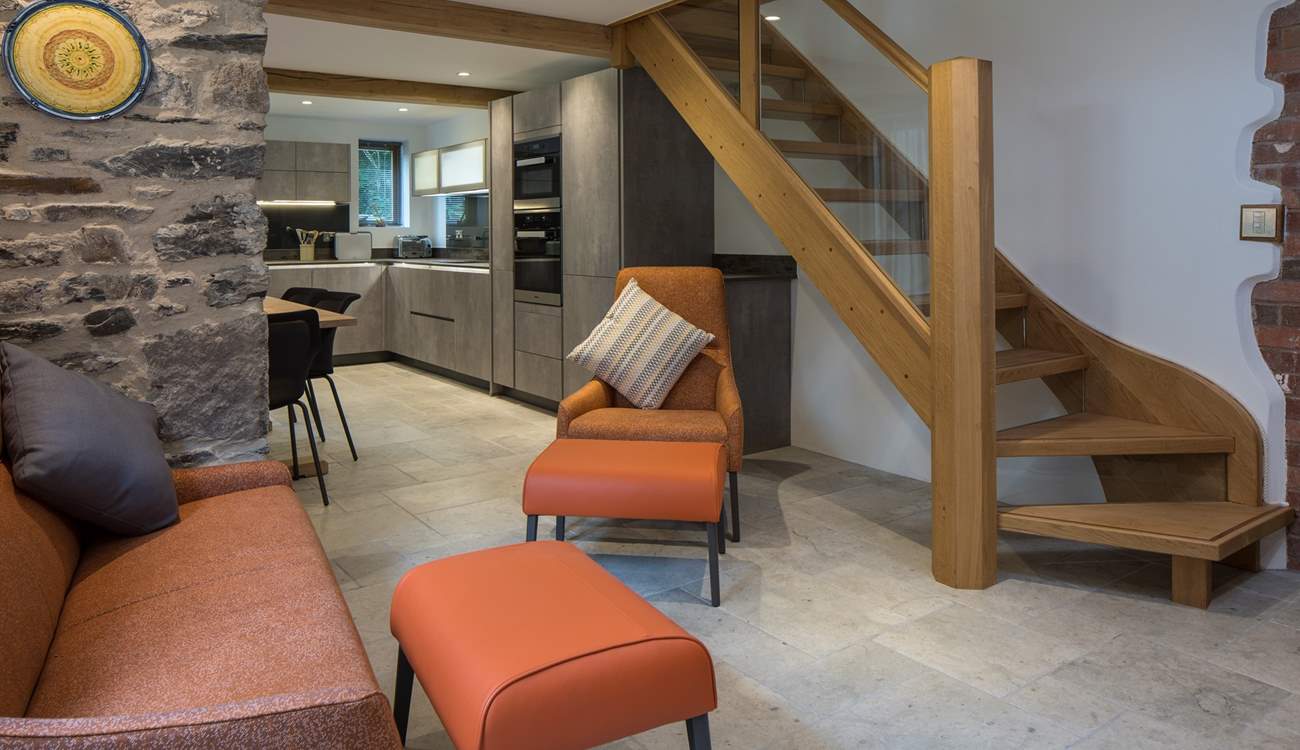 Even if your talents are not required in the kitchen, you can put your feet up and relax in this perfectly located snug area - staying on hand to help at a moment's notice!