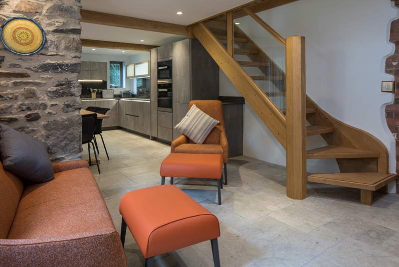 Even if your talents are not required in the kitchen, you can put your feet up and relax in this perfectly located snug area - staying on hand to help at a moment's notice!
