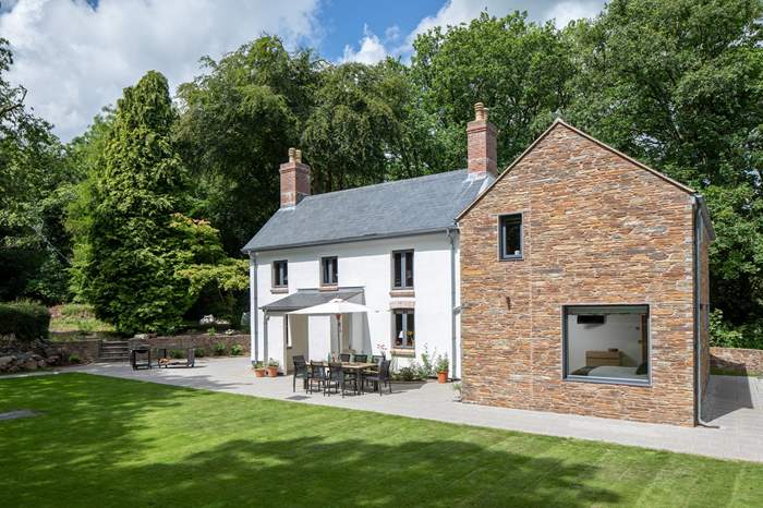 Owlacombe Bridge Cottage,Sleeps 6, 1 mile W of Ashburton