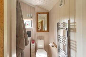 There is, of course, an en suite shower-room, in true luxury glamping style.