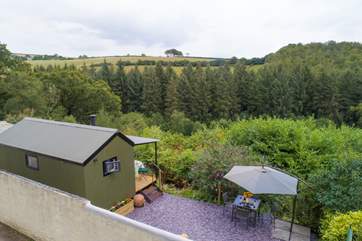 With fabulous valley views to enjoy from the patio area, deck and of course from inside this delightful cabin.