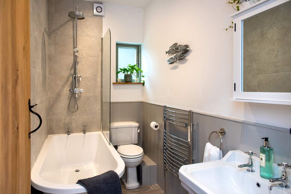 The family bathroom on the ground floor.