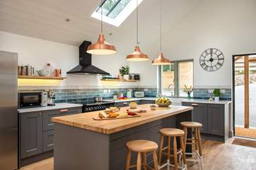 The stylish kitchen-area.