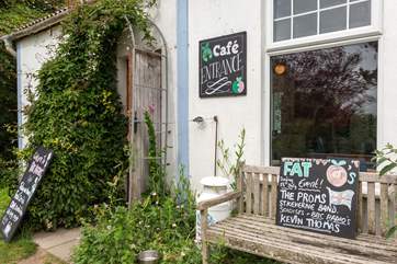 Fat Apples Cafe is only a short walk up the hill.