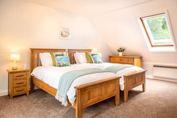 Pretty bedroom 3.