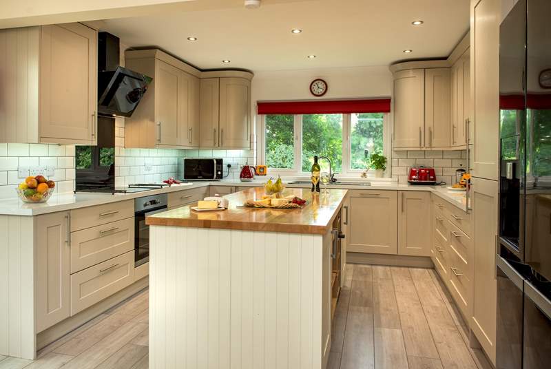 What a treat it will be to prepare your holiday meals in the lovely kitchen.
