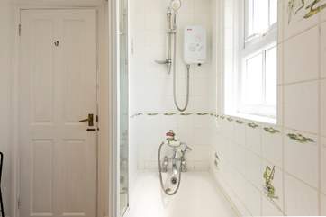 The bathroom on the ground floor.