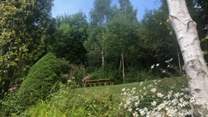 There are beautiful gardens in a set of terraces, with seating to choose from to enjoy this most peaceful setting.