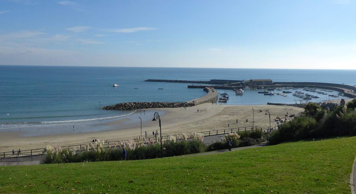 Lyme Regis, such a wonderful iconic town, is a very short drive from The Coach House. Whatever the time of year this is a great place to visit.