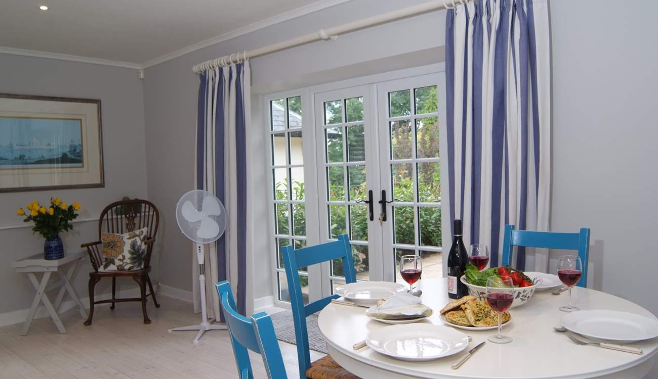 The circular dining-table extends if you wish. 