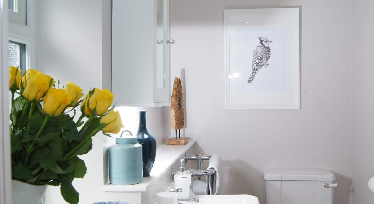 Another view of the en suite shower-room.