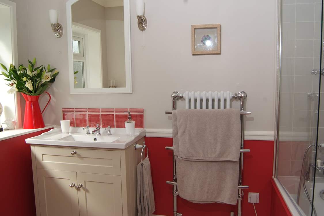 This bathroom has so much space.