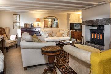 The added benefit of this gorgeous wood-burner makes this an ideal country retreat all year round.