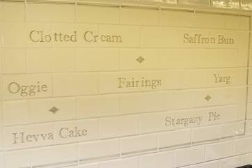 The tiling behind the Aga says it all - one of each please!