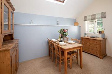 The dining-area is very cute. The perfect place to unwind, enjoy great food and plan tomorrow's adventures.