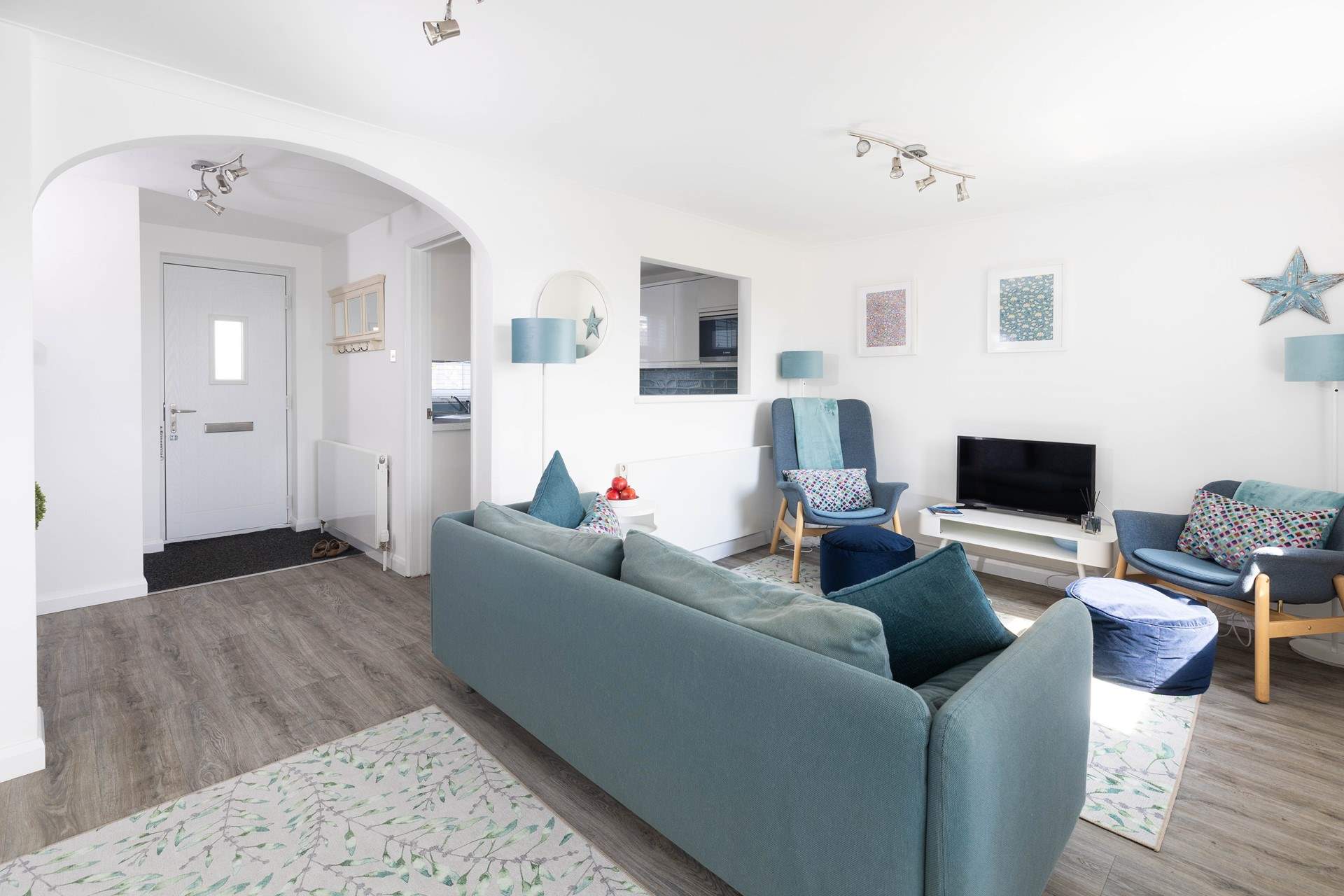 The open plan living space is just so relaxing. 