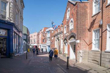 Cowes has a great selection of eclectic shops and eateries.