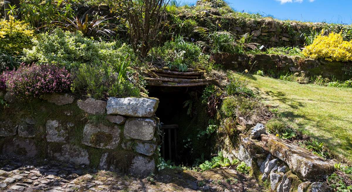 There is a tunnel in the garden, which the owner has screened off, please take care with children and dogs. Locally we call these fogou's and they are said to be Iron Age.