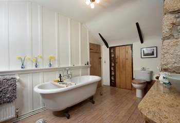 The beautiful bathroom, shared with the main bedroom and twin bedroom.