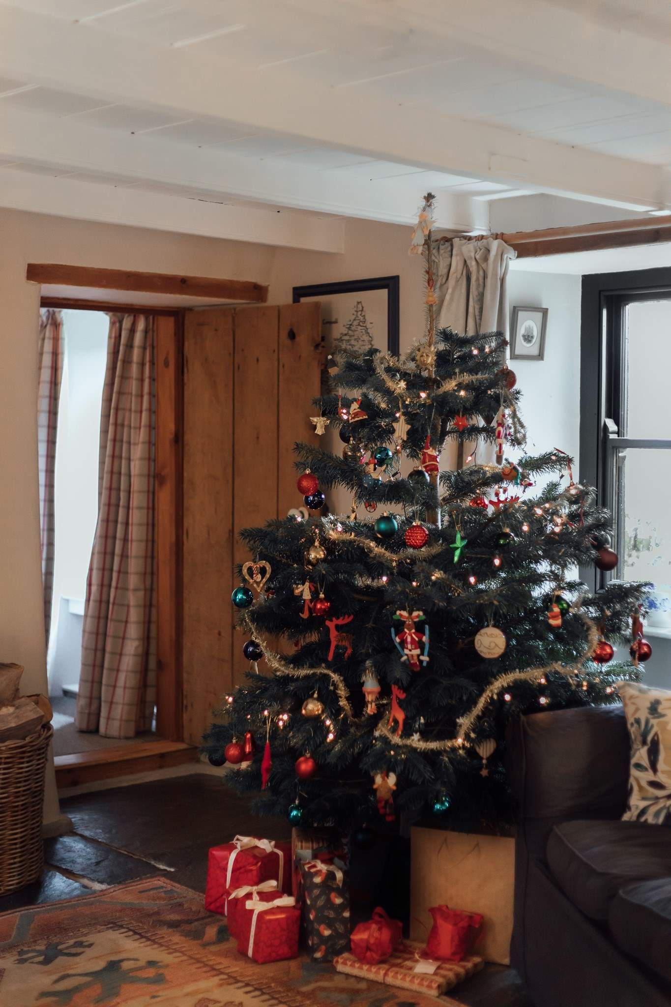 Festive family fun in the farmhouse. 