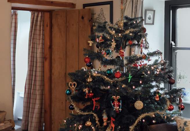 Festive family fun in the farmhouse. 