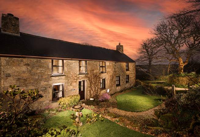 Enjoy perfect evenings under the pink hues of the Cornish skies.