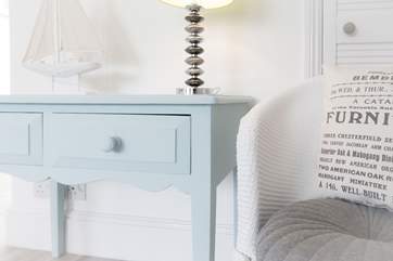 Neutral colours set a welcoming feel.