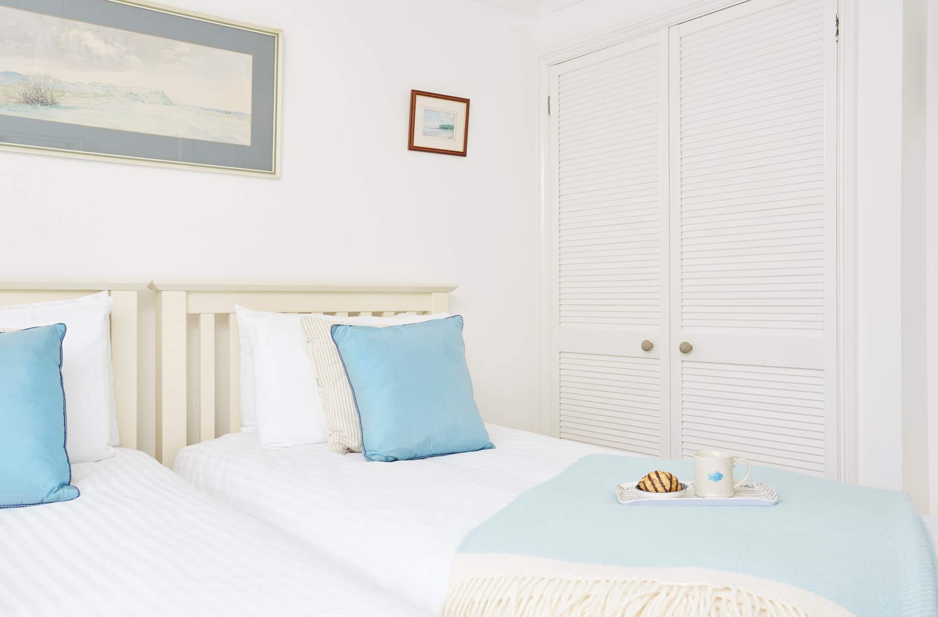 The comfortable twin bedroom.