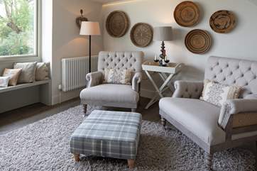 The living area offers this super comfy area for two. Perfect for reading that book you have been meaning to get around to for a while now!