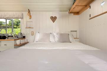 Rest your heads in the comfy double bed after a day out and about.