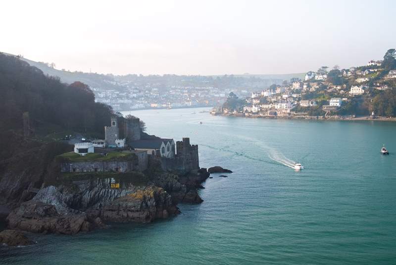 There are so many lovely places to visit along the beautiful River Dart, including the infamous naval town of Dartmouth and its castle. 