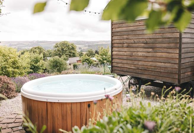 Sink into the heavenly hot tub and enjoy a night under the stars. 